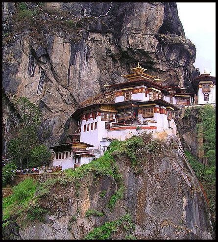Таши Делек! Добро пожаловать в Бутан!