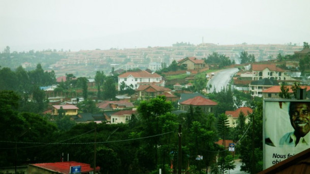 Прогулка по дождливому Кигали