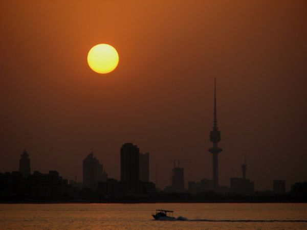 Кувейтский динар втрое сильнее доллара