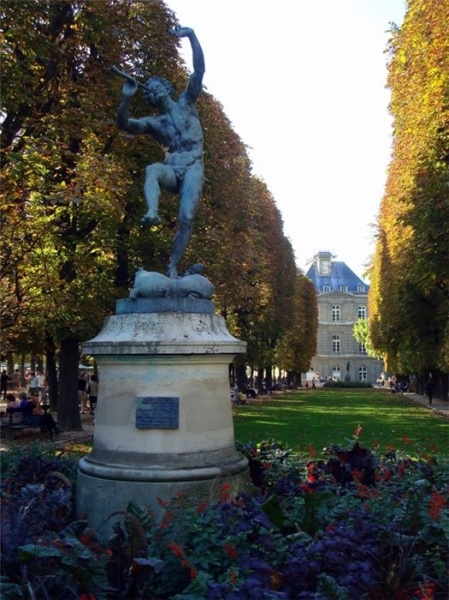 Осень в Париже… Часть пятая. Выходное-парижское…