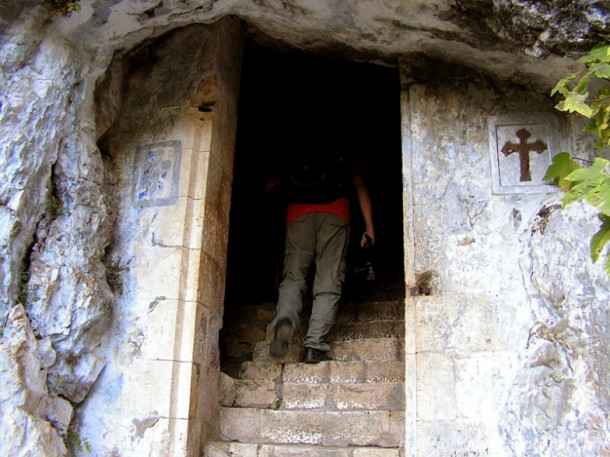 Абхазия. Новый Афон. Пещера Симона Кананита.